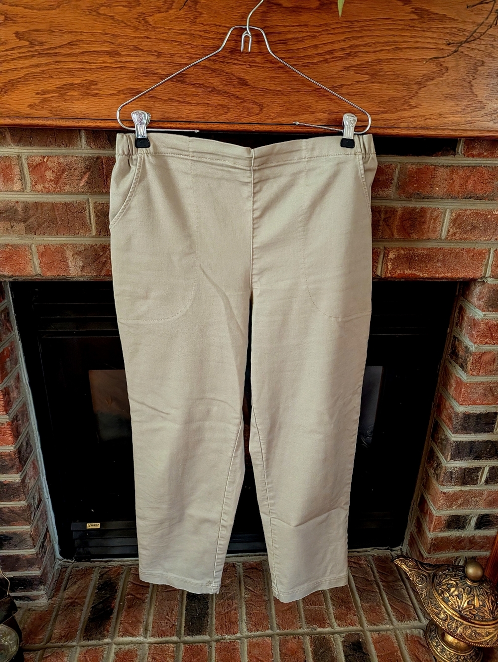 Croft & Barrow Beige Straight-Leg Elastic Waist Pants Size 12P